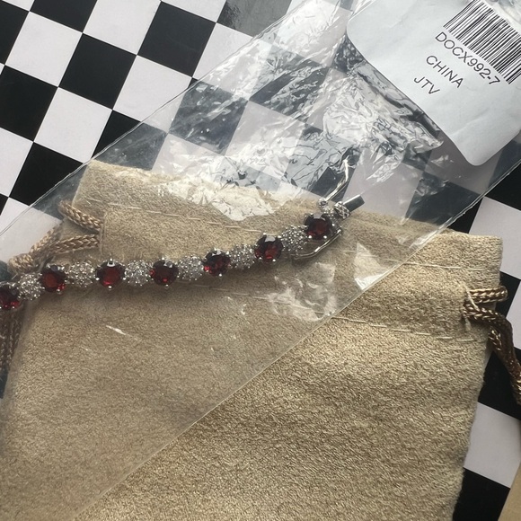 Red Garnet ♥️ Rhodium over Sterling Silver 🩶 Bracelet - Picture 14 of 15